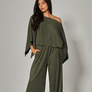 Olive Green Off Shoulder Crinkled Pantsuit